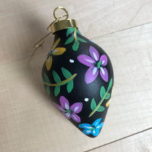 Load image into Gallery viewer, Tiny Flowers